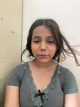 sanjna0122 live