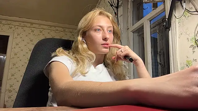 LisaBam live