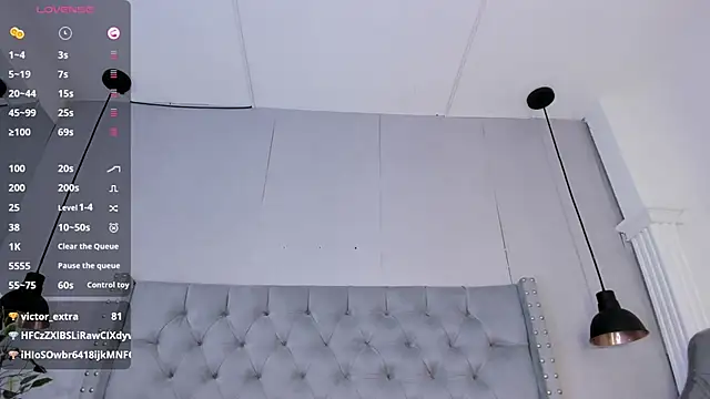 Monika-Ruiz live