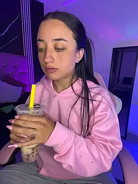 Ady_18 live