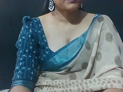 Thilothama_Vaishu live