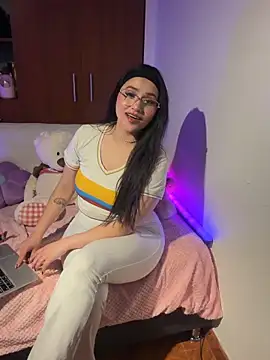 Veronica_Wins_ live