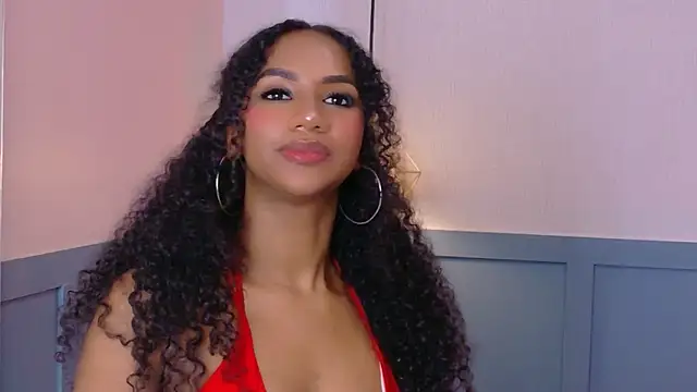 Chloe-Rose- live