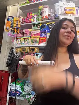 emilyjohanson live