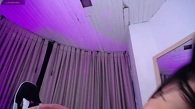 Tamararosses live