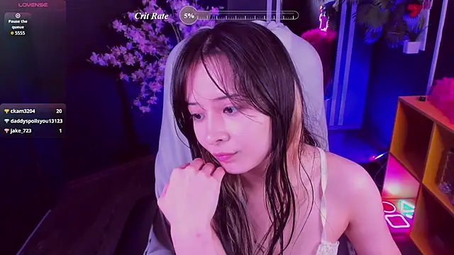 May_Ling live