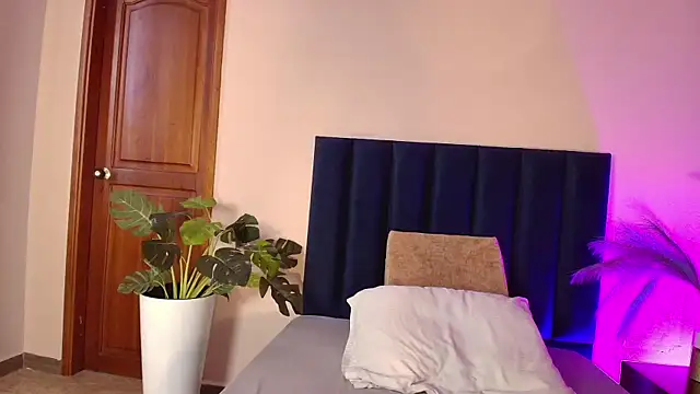 ParisGrayy live