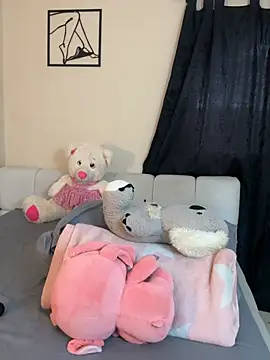 Veronica_M live