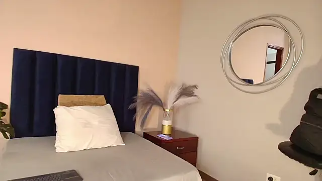 ParisGrayy live
