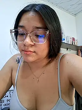 -VICKKY live