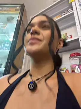 Bella-Ferrer live