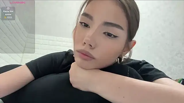 MarylnMonnier live