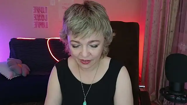 Rosette_Pricky live
