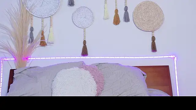 Ajua__Uva live