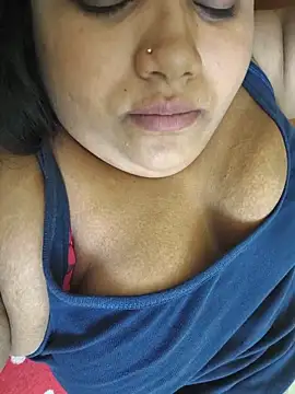 meenaqueen live