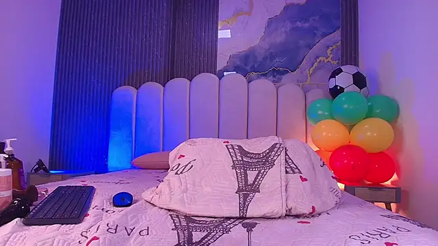 hot_dione live