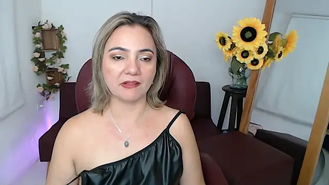 ana_milf live