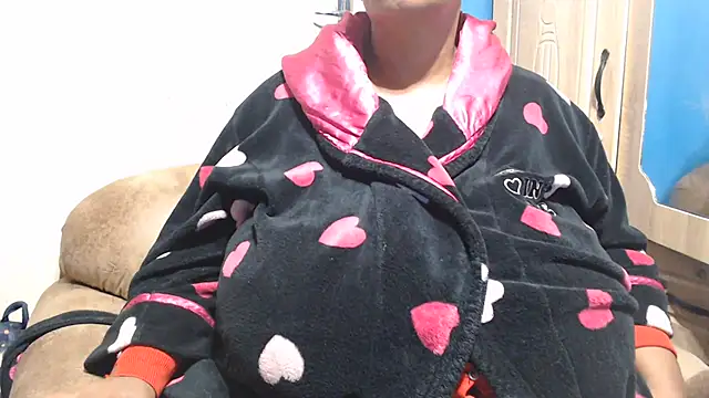 CUTEFIRMMELONSS live