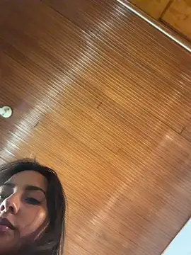 SaraSeduce7 live