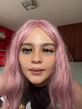 Selena_Roa live