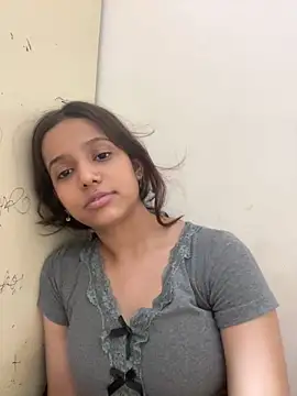 sanjna0122 live