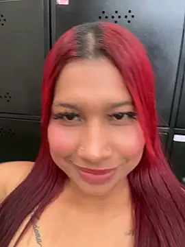 Cherry_Charlottee live
