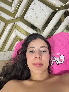 lovelygirlEva live