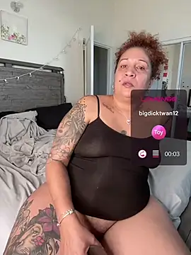 ladycreamypr2 live