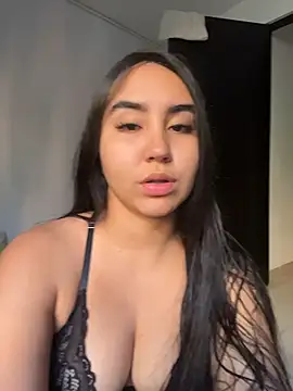 julieta_rosee live