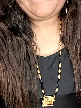 Indian-hotm-Neha live