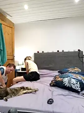 Madame_Callie live