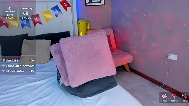 sarahyessica live