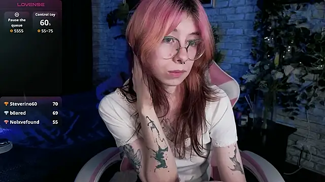 Alice_Nyx live
