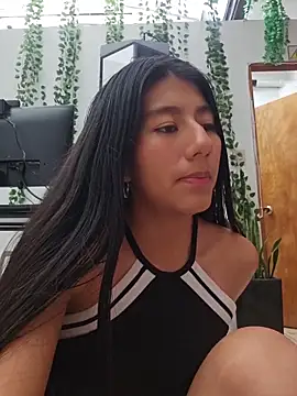 Carla_Alvez live