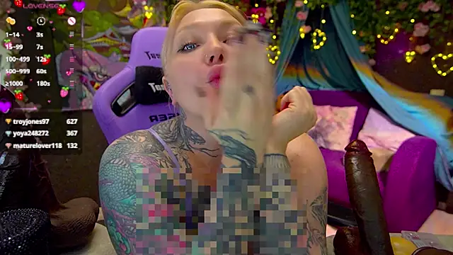 BlackedBarbie live