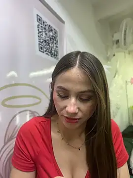 MiaWhiteBunny live