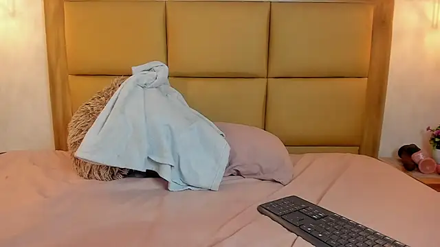 MELISSAROUGE live