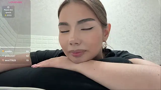 MarylnMonnier live