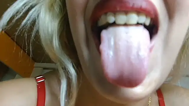 Aura_Baby live