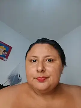 BWW-CINDY11 live