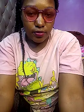 Pretty_Tifffany live