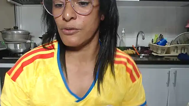 kateleyagrey live