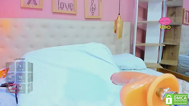 leylla_ live