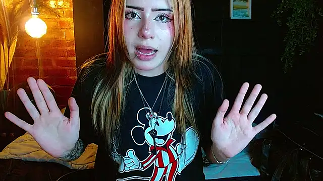 fyreandfox_ live