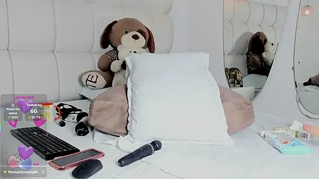 Amara_Rossee live