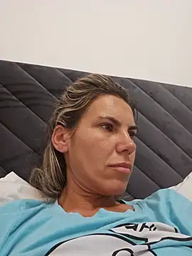 FeliciaKrige live