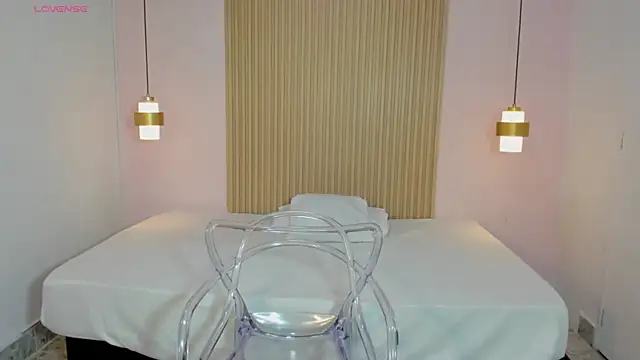 AliceRoss0 live