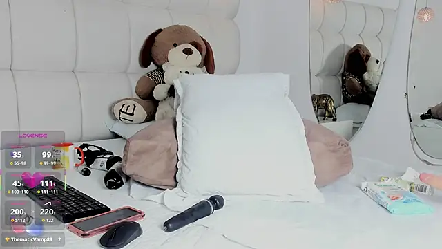 Amara_Rossee live