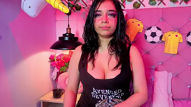 Kira-Berry live