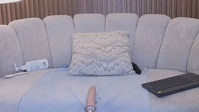 anellejones live